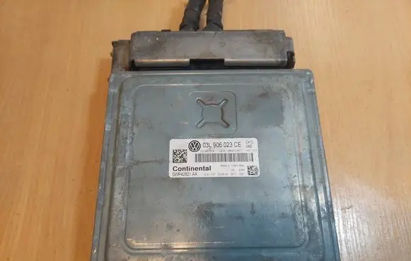 Volkswagen Golf VI Engine control unit/module ECU 03L906023CE 03L906023A 5WP42821AA