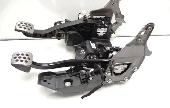 Opel Insignia A Pedal assembly 22969479 769934 25889337