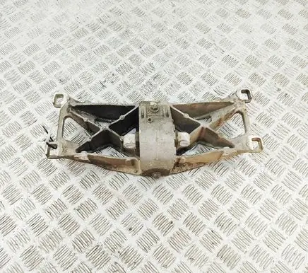 Jaguar XJ X350 Engine mounting bracket 5W935060AB