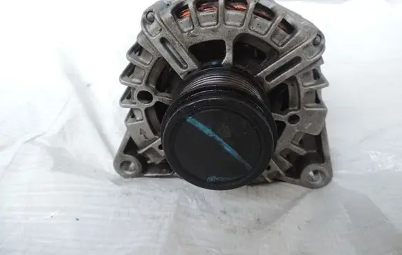 Ford Fiesta Generator/alternator L1BT10300AAA