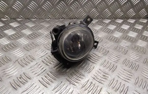 Audi A4 S4 B7 8E 8H Front fog light 8E0941700C