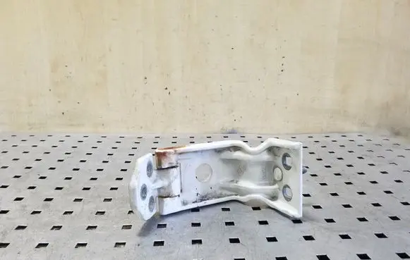 Nissan NV400 Loading door lower hinge 844000013R