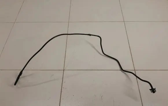 Land Rover Discovery Sport Engine coolant pipe/hose HJ328C012AA