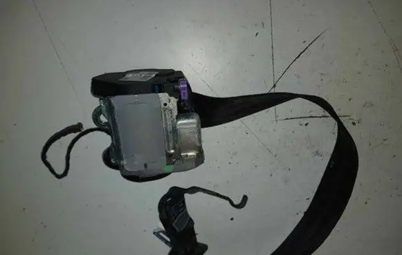 Audi A8 S8 D3 4E Rear seatbelt 602961200 000026H