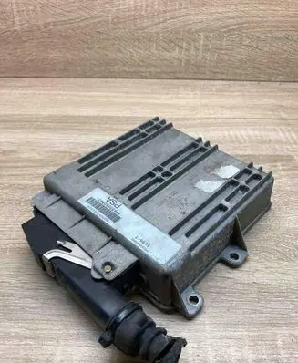 Peugeot 406 Engine control unit/module ECU 9630650880 PSA WithPlug