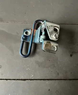 Front door lower hinge