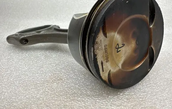 Audi A4 S4 B9 Piston with connecting rod 06M100G