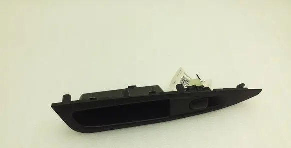 Nissan Qashqai Electric window control switch 829614EA0AX