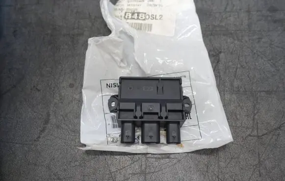 Nissan Ariya Tailgate/boot open switch button 285T1-5MP2B E94597101