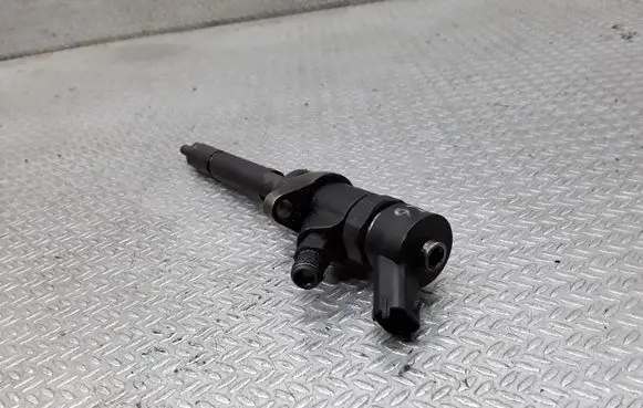 Ford Focus C-MAX Fuel injector 0445110188