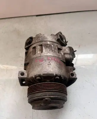 BMW 5 E39 Air conditioning (A/C) compressor (pump) 8362414