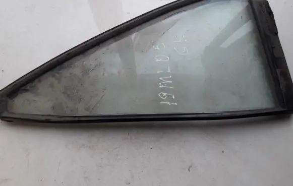 Mitsubishi Lancer Rear vent window glass 