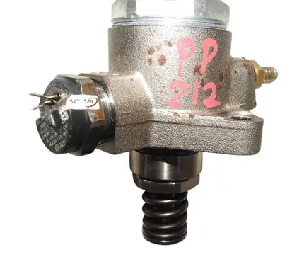 Audi A8 S8 D4 4H Fuel injection high pressure pump 079127026P