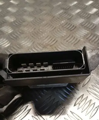 Volkswagen PASSAT B7 Hand brake control module 3AA907801H 18491001A KN00249616S