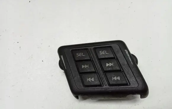 Volvo XC90 Steering wheel buttons/switches 86331128666729