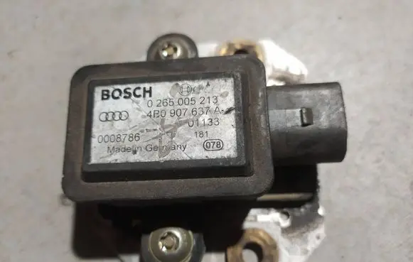 Audi A6 S6 C5 4B ESP acceleration yaw rate sensor 4B0907637A