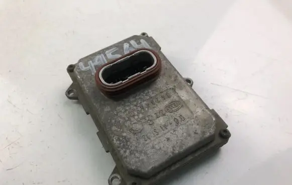 Mercedes-Benz R W251 Xenon control unit/module A0038205826