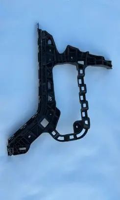 Volkswagen PASSAT B8 Bumper support mounting bracket corner 3G9807356A