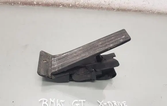 BMW 5 GT F07 Accelerator throttle pedal 6853175