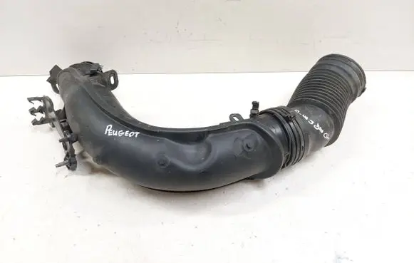 Peugeot 508 RXH Intercooler hose/pipe M06021A152 5685506980 M06021B160