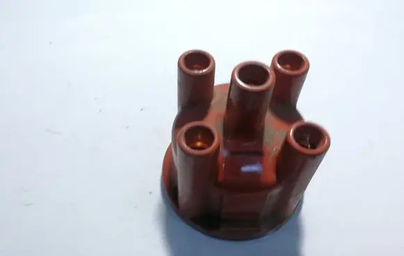 Volkswagen Golf II Spark distributor cap 1235522056