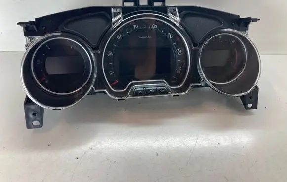 Citroen C5 Speedometer (instrument cluster) 9666330780