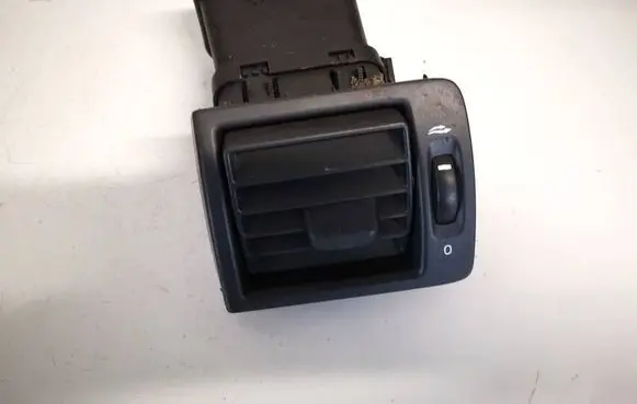 Dash center air vent grill