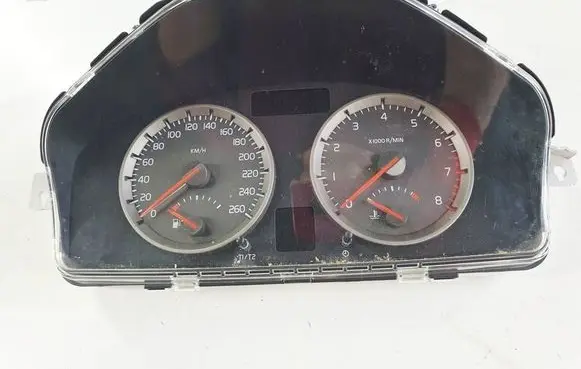 Speedometer (instrument cluster)