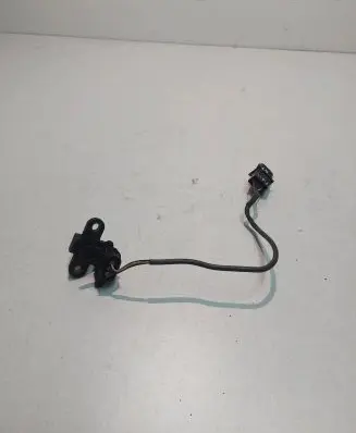 Mitsubishi Eclipse Crankshaft position sensor J5T30671