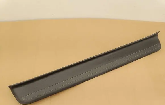 KIA EV6 Front sill trim cover 85883CV000