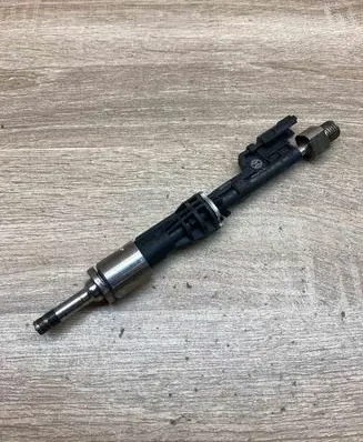 BMW 5 F10 F11 Fuel injector 0261500063 1364756860712 0603385