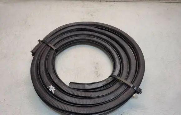 Lexus GS 250 350 300H 450H Rubber seal front door (on door)