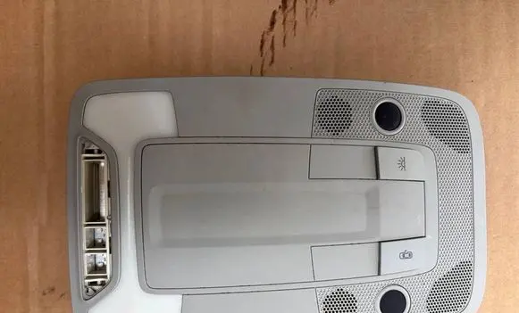 Audi Q2 - Headlining lighting console trim 81A947135E