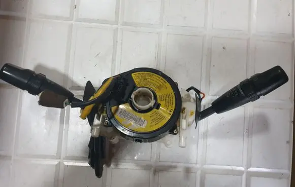 KIA Carnival Wiper turn signal indicator stalk/switch