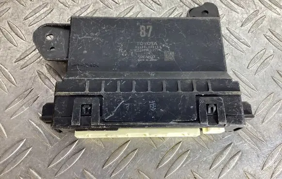 Lexus RX 450H Air conditioner control unit module 8865048870 2774000223