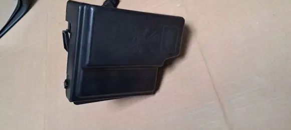 Renault Captur II Fuse box set 243129358R