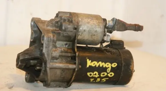 Renault Kangoo I Starter motor 7700871057 D6RA73 7700100647