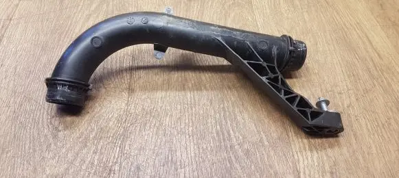 Mercedes-Benz E W213 Engine coolant pipe/hose A6542031302