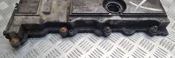 Opel Zafira A Rocker cam cover 13101754 0073485