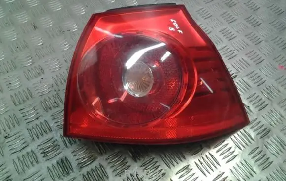 Volkswagen Golf V Rear/tail lights 1K6945096G 89032903