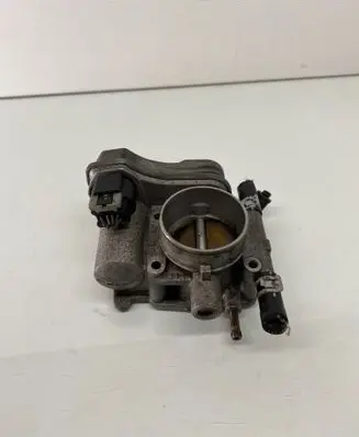 Opel Meriva A Throttle valve 25177983