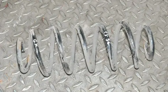 Toyota Prius (XW30) Rear coil spring