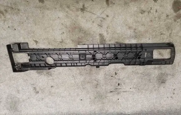 Volkswagen Touareg II Other trunk/boot trim element 7P0863599A