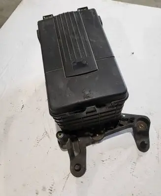 Volkswagen PASSAT B6 Battery box tray 1K0915333C 1K0915333B
