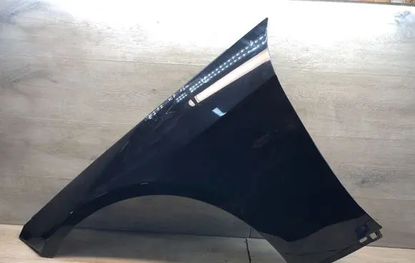 Mercedes-Benz E W212 Fender