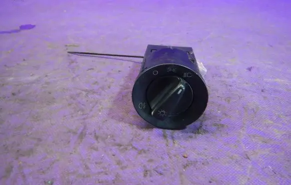 Volkswagen PASSAT B5.5 Light switch 1C0941531