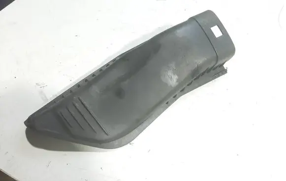BMW 5 E60 E61 Air filter box cover 7789109