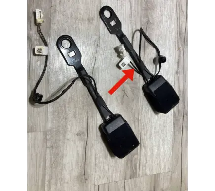 Citroen C3 Front seatbelt buckle