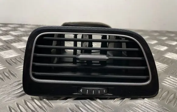 Volkswagen Golf VII Dashboard side air vent grill/cover trim 5G2819703R 5G2819247B 5G2819709B