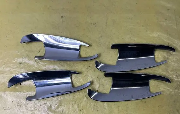 Mercedes-Benz C W204 Front door handle cover A2047660064 A2047660164
